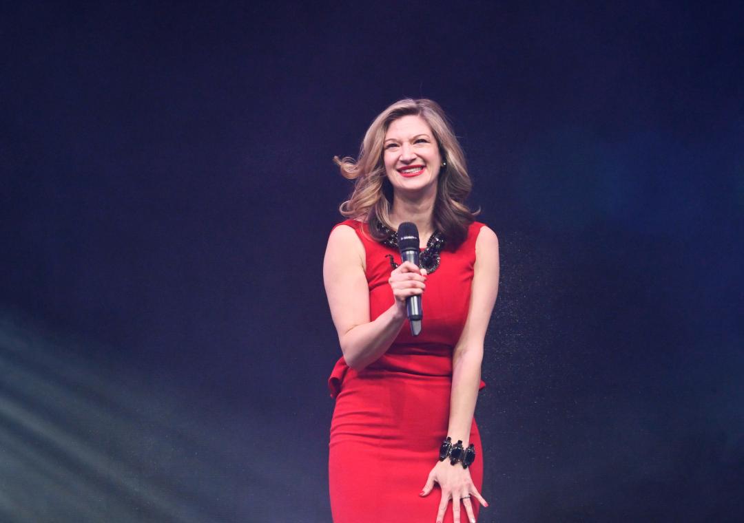 歌剧选段《亲爱的爸爸》《当我走在大街上》 演唱:Cassandra Warner